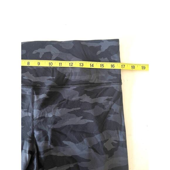 Athleta Elation 7/8 Camo Tight - Picture 6 of 11
